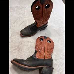 Ariat mens boots size 8D